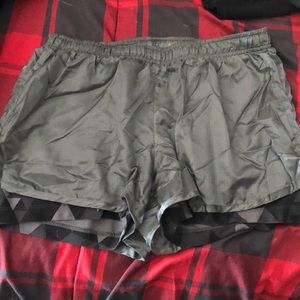 Nike 2 in 1 shorts - SOLD